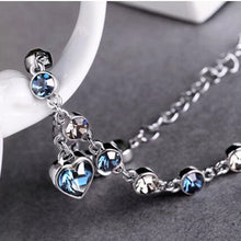 Load image into Gallery viewer, Heart-shaped Crystal Bracelet